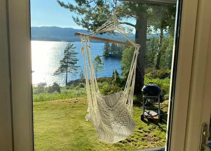 Norwegian Vibes With View In Vegarshei Feriehus *